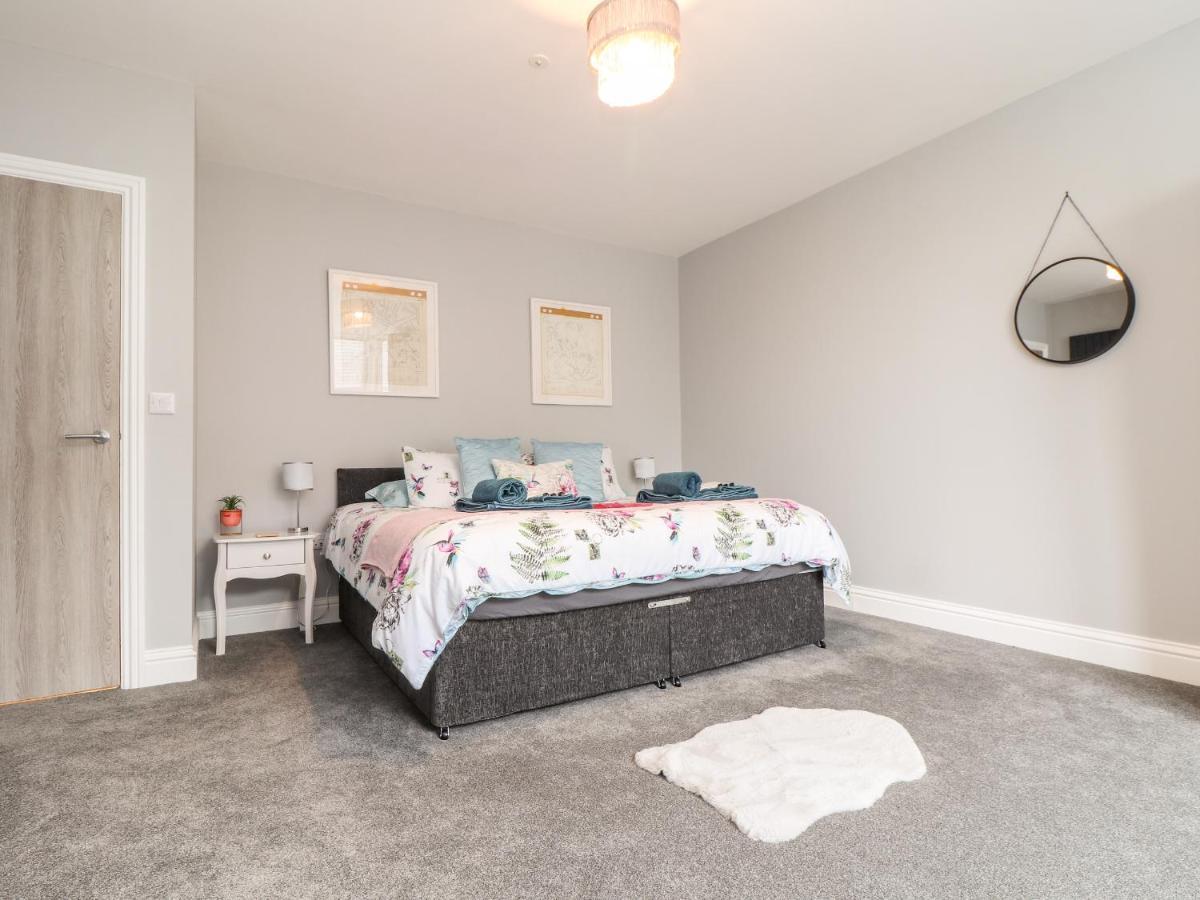 Battell Chambers Apartment *